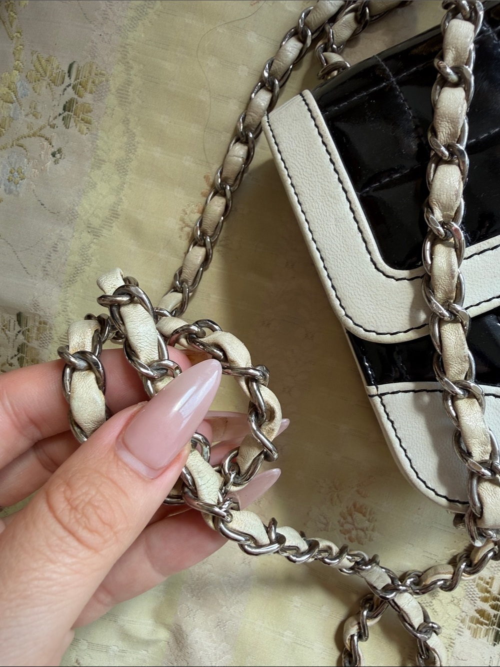 VINTAGE CHANEL Black & White Mini Bag - Picture 7 of 7